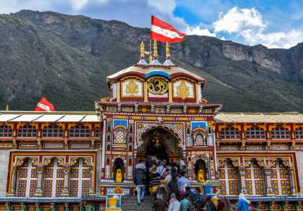 Four Sacred Sites Tour – Char Dham Explorer